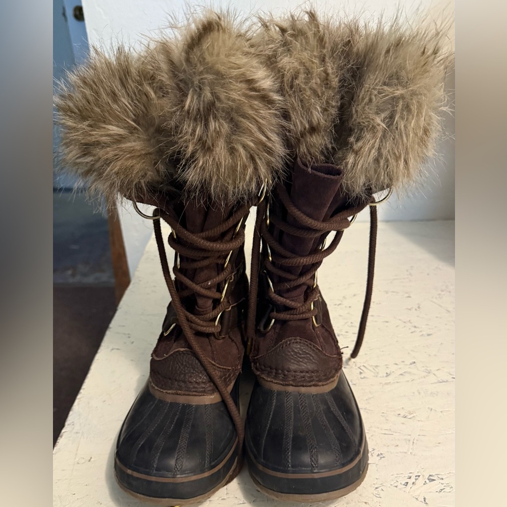 JOAN OF ARCTIC™ Women's Waterproof Boot - Picture 3 of 5